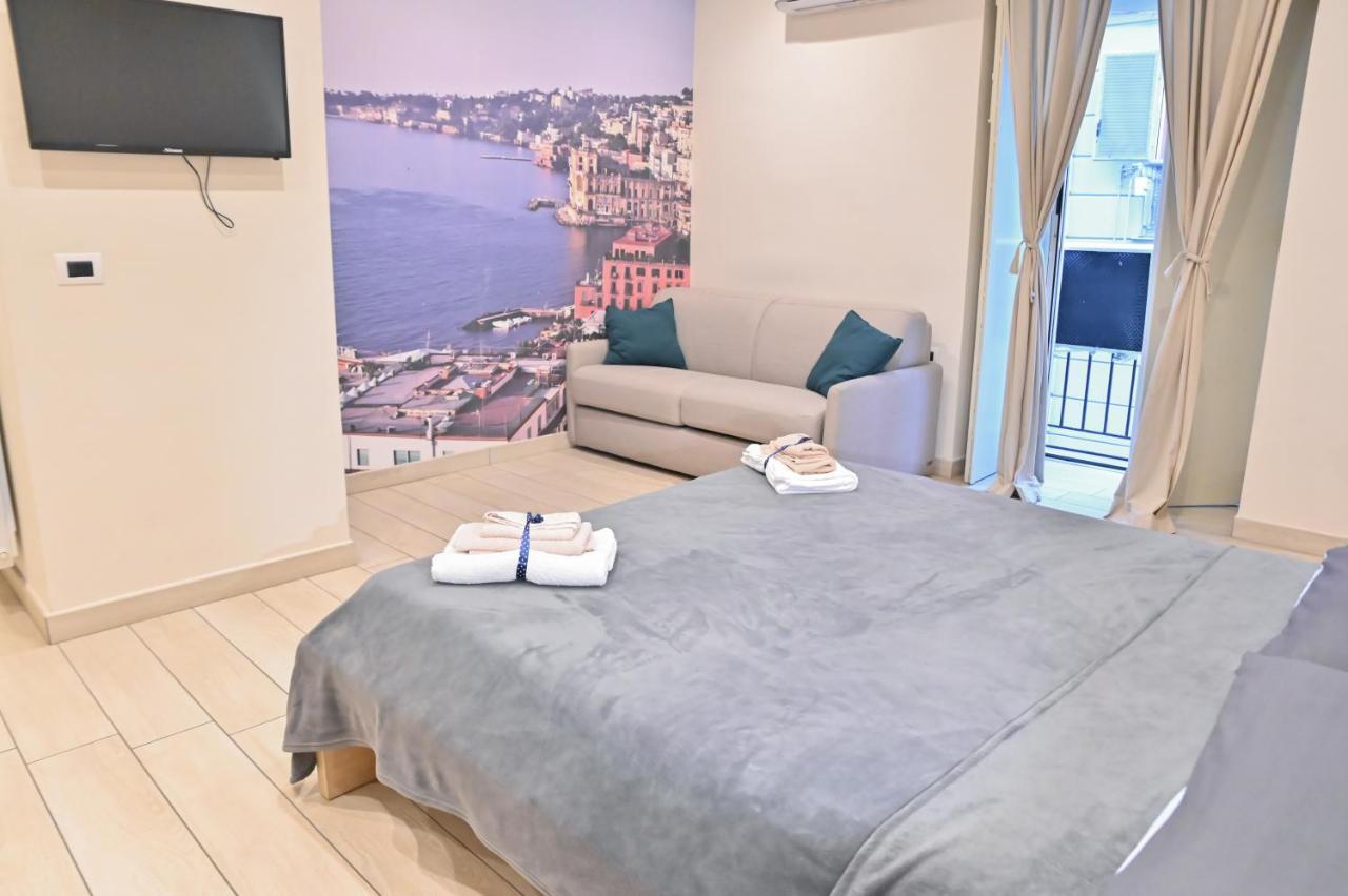 Perlablu In Centro Bed & Breakfast เนเปิลส์ ภายนอก รูปภาพ