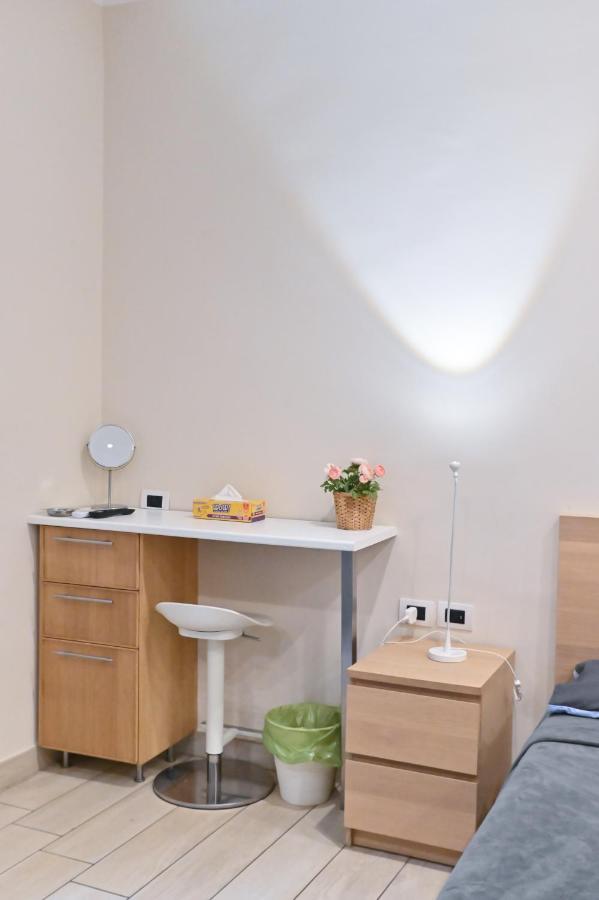 Perlablu In Centro Bed & Breakfast เนเปิลส์ ภายนอก รูปภาพ