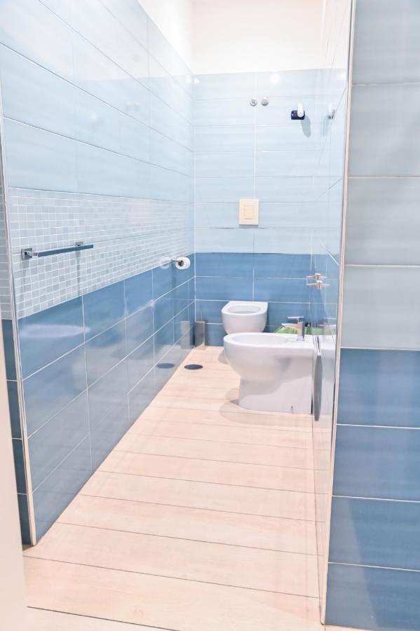 Perlablu In Centro Bed & Breakfast เนเปิลส์ ภายนอก รูปภาพ